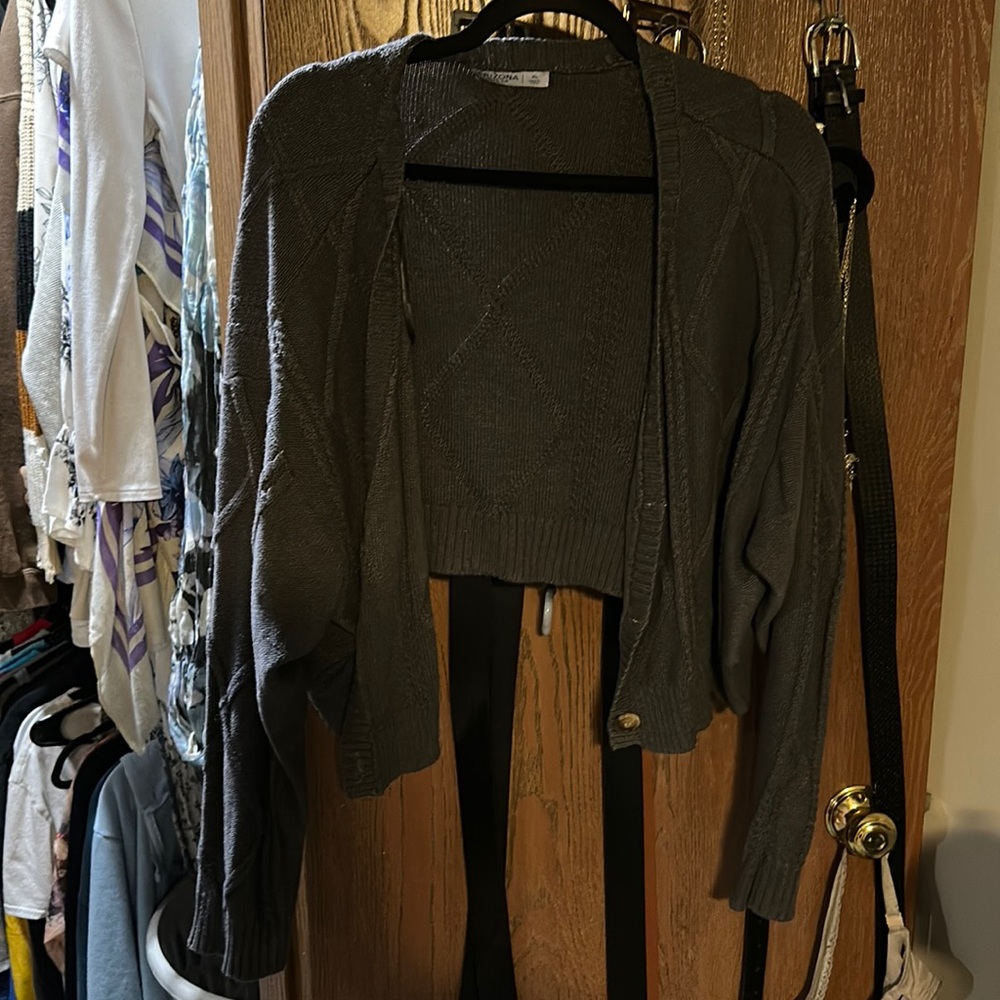 Arizona Cropped Sweater Cover